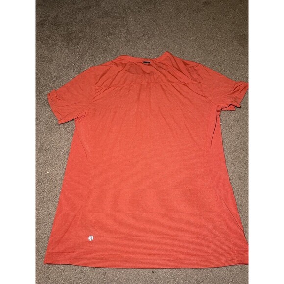 lululemon athletica Red Short Sleeve Tee - Picture 4 of 5